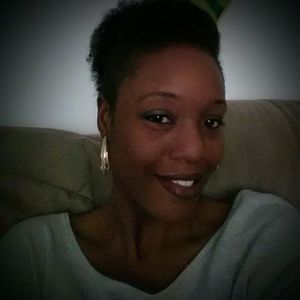 Meet your Posher, Danyelle